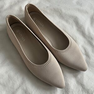 Vivaia Pointed-Toe Ballet Flats (Aria 5°) Cream Ivory